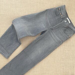 EUC Levi's Ribcage Straight Ankle Jeans 100% cotton Size 25